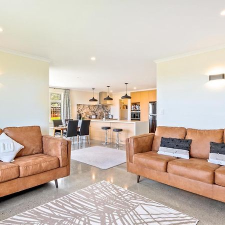 Matenga Townhouse - Waikanae Holiday Home Luaran gambar